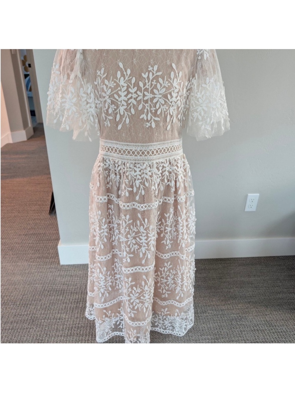 Ivy City Co Beige Midi Dress with White Floral Lace